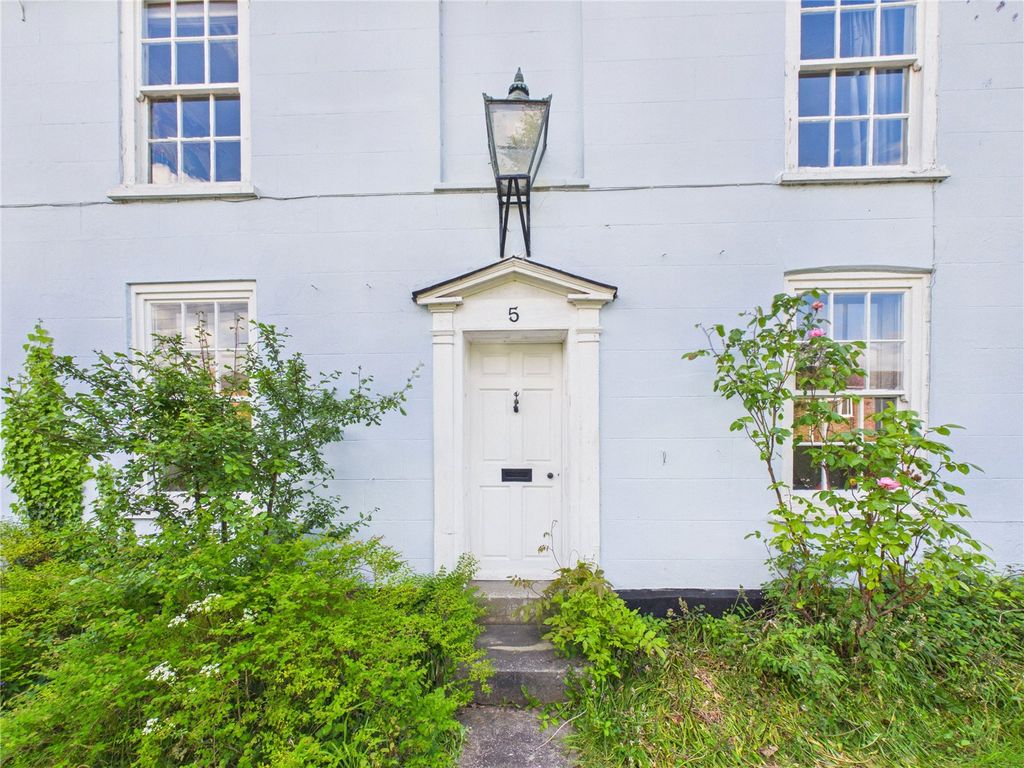 Property photo 2 of 18 Picture No. 34