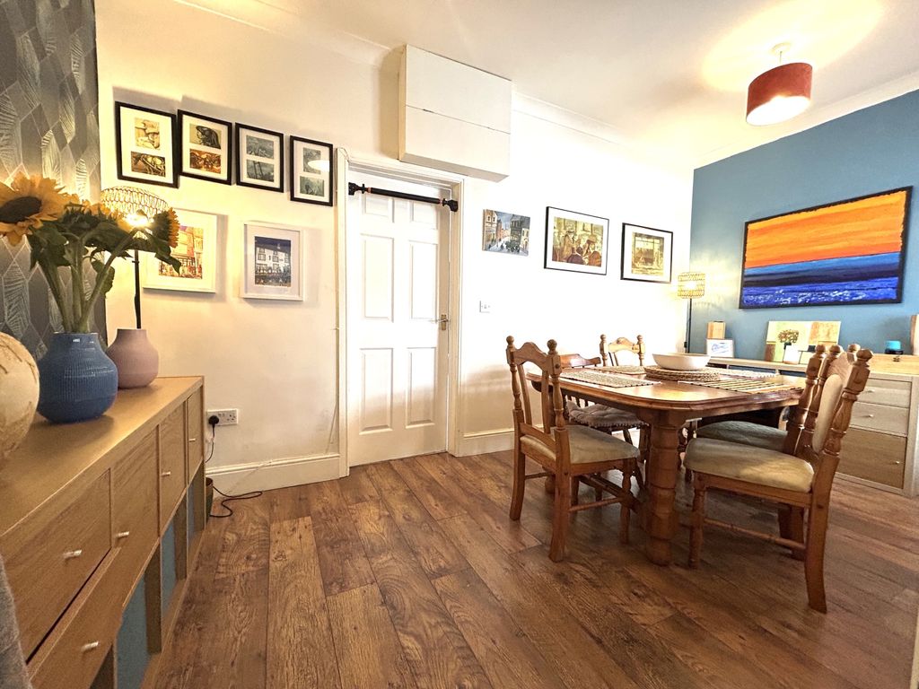 Property photo 3 of 23 Img_4406