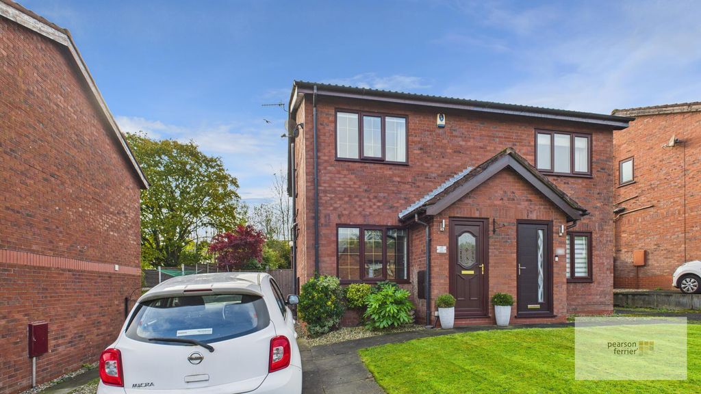 Property photo 1 of 14 Front