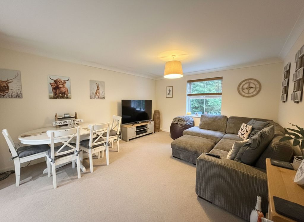 Property photo 2 of 8 Living Room