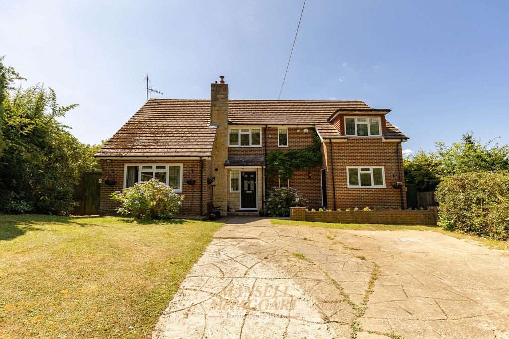 Property photo 1 of 31