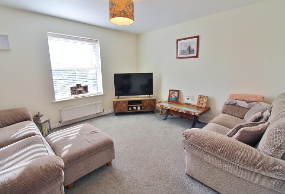 Property photo 3 of 13
