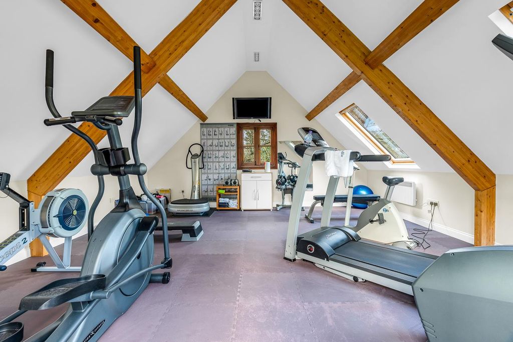 Additional image 16 of 6 bed property for saleWare Park, Ware SG12