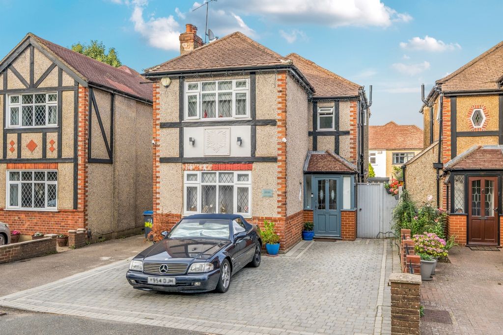 Property photo 1 of 15 1335559-16-68939A...