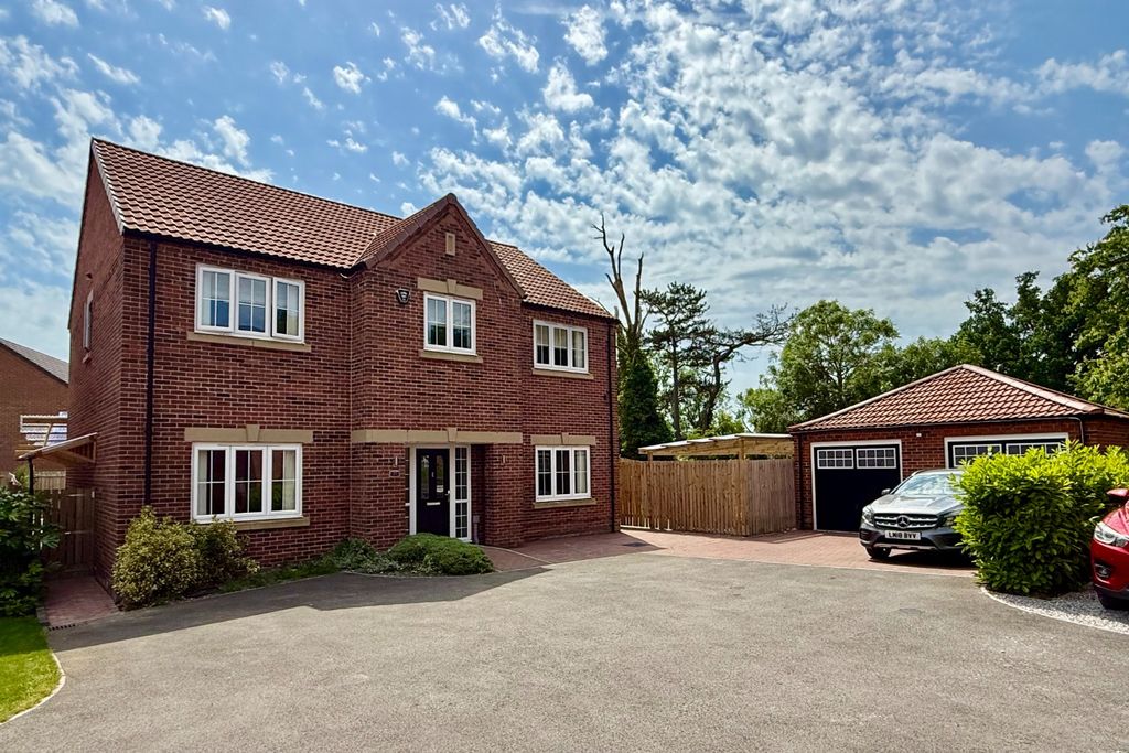 Property photo 1 of 31 5143282