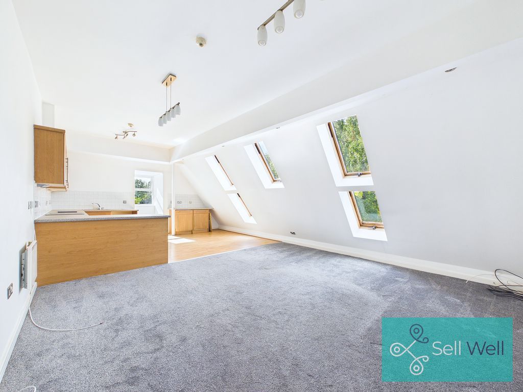 Property photo 2 of 16 Open Plan Living Area
