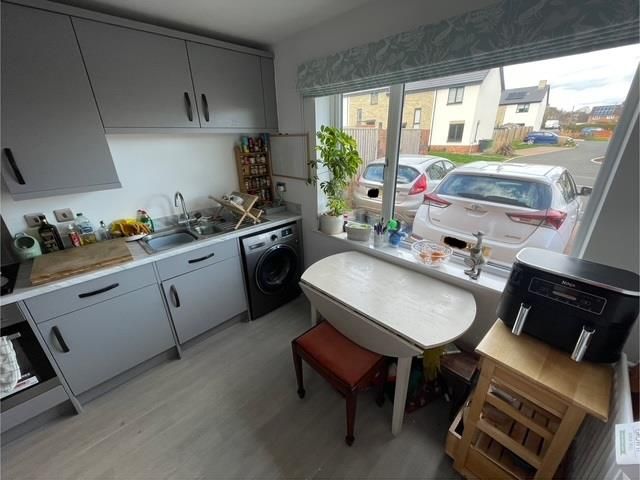 Property photo 2 of 17 Kitchen