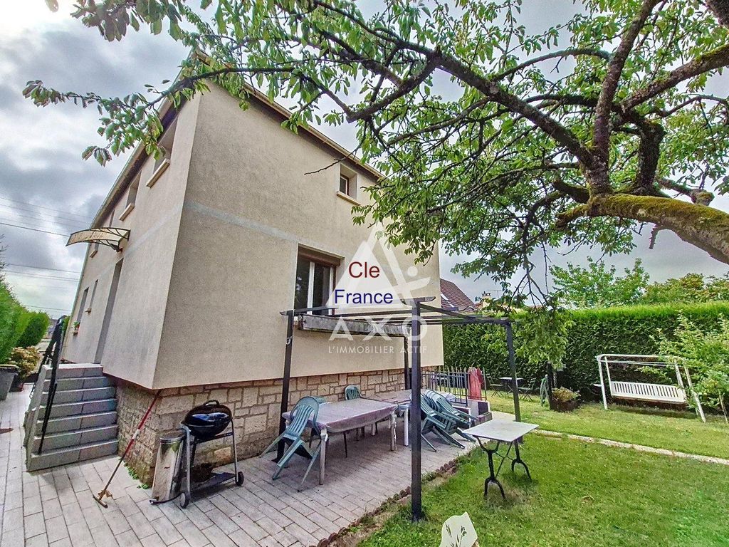 Property photo 2 of 20