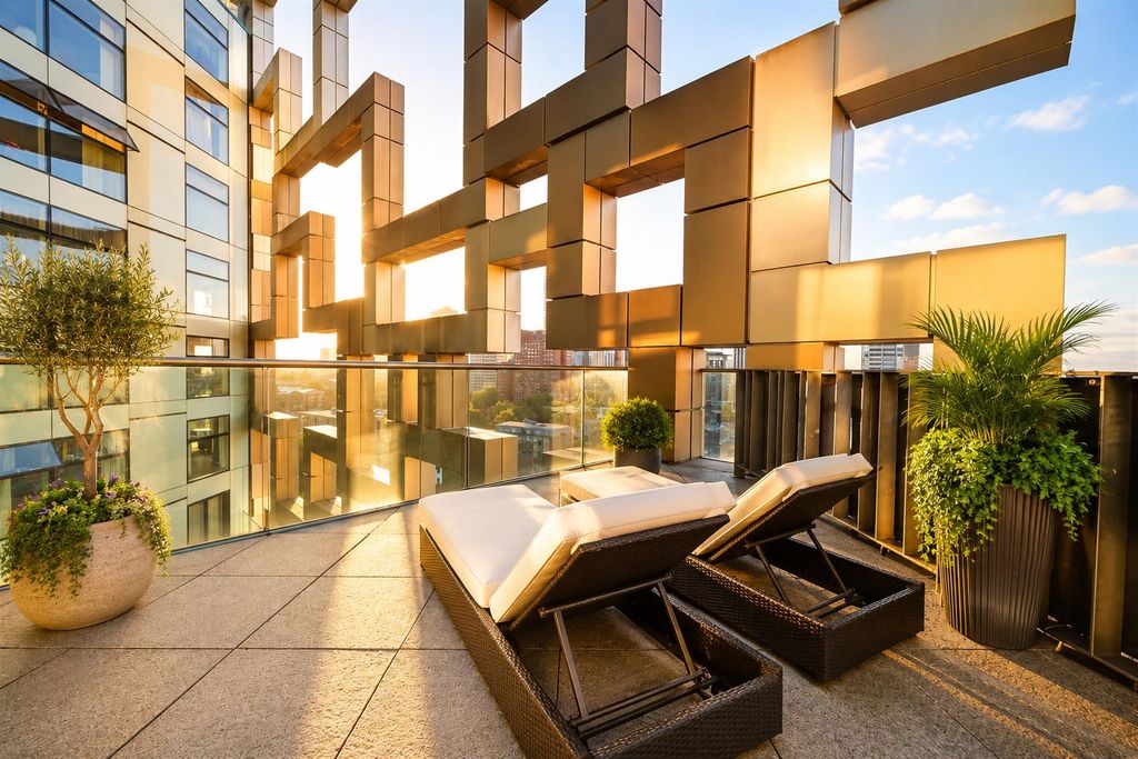 Property photo 1 of 19 Sun Terrace.Png