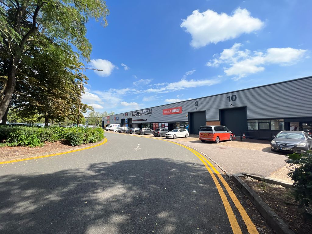 Property photo 2 of 6