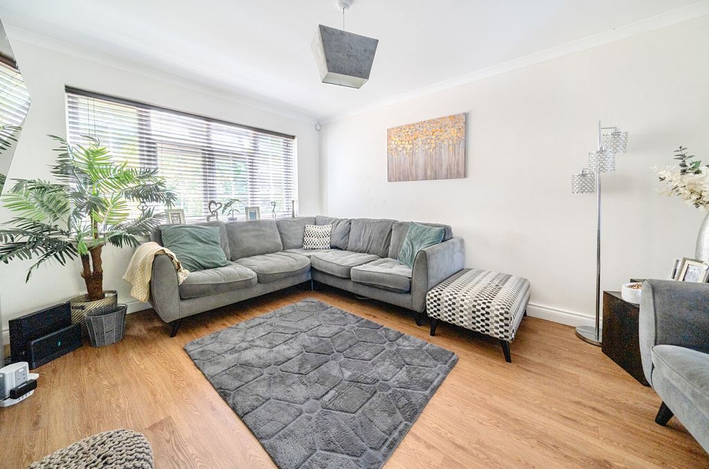Property photo 3 of 20 1479719-7-6A6c9E1...