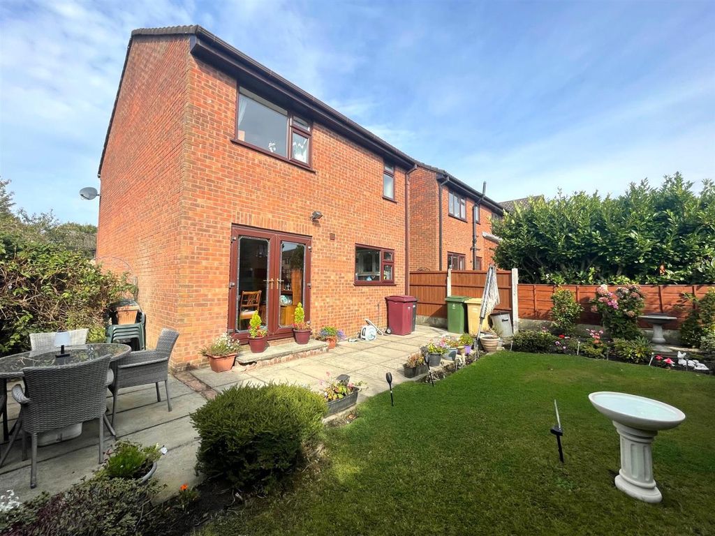 Property photo 3 of 20 m.Jpg