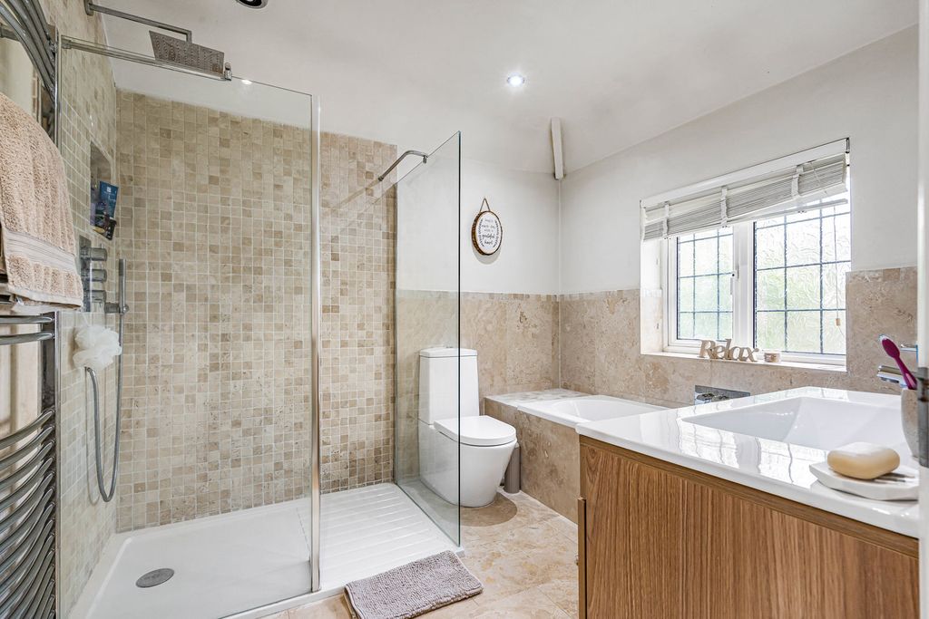 Additional image 7 of 5 bed detached house for saleManor Road, Aldershot, Hampshire GU11