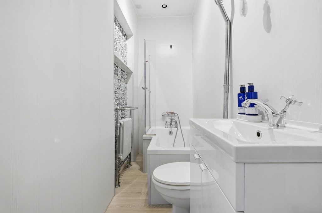 Additional image 9 of 2 bed flat for saleFullarton Street, Kilmarnock KA1