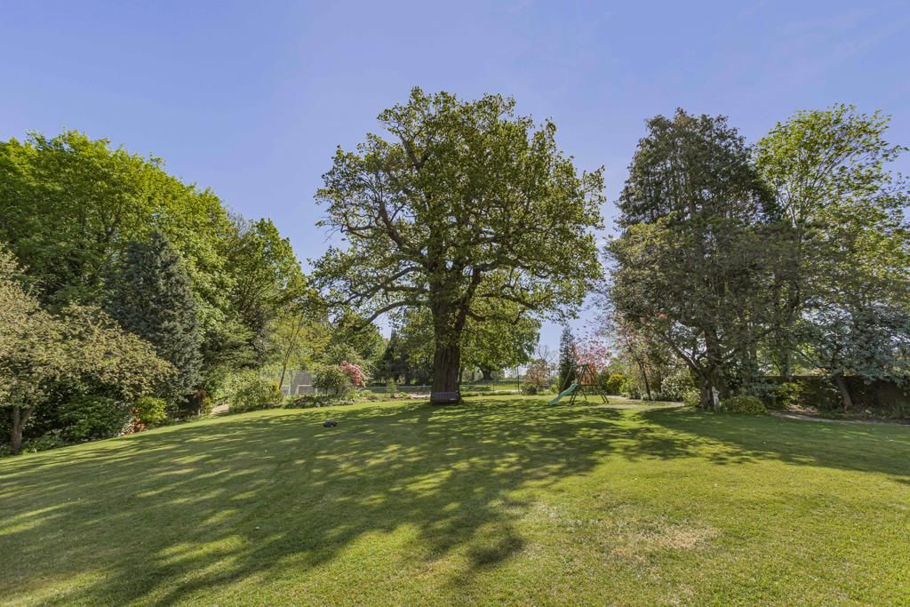 Additional image 33 of 6 bed property for saleWare Park, Ware SG12