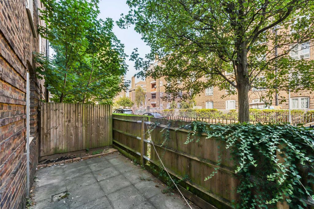 Property photo 3 of 14