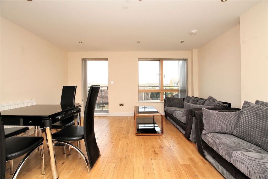 Property photo 1 of 15