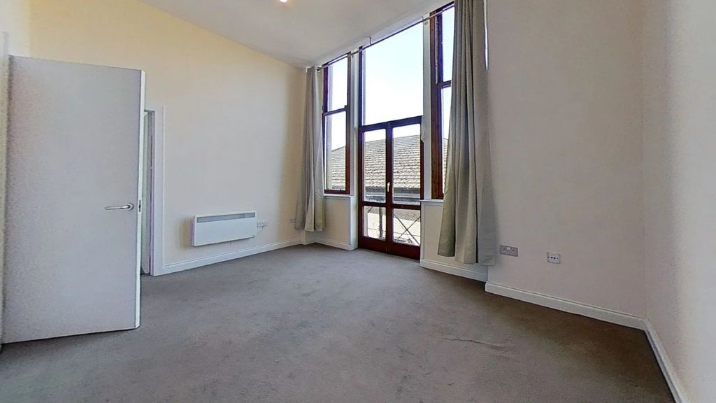 Property photo 2 of 11 Photo 2