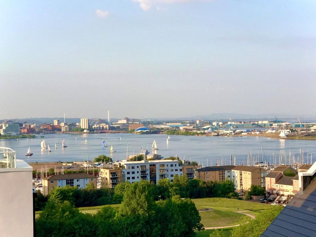 Property photo 2 of 21 View