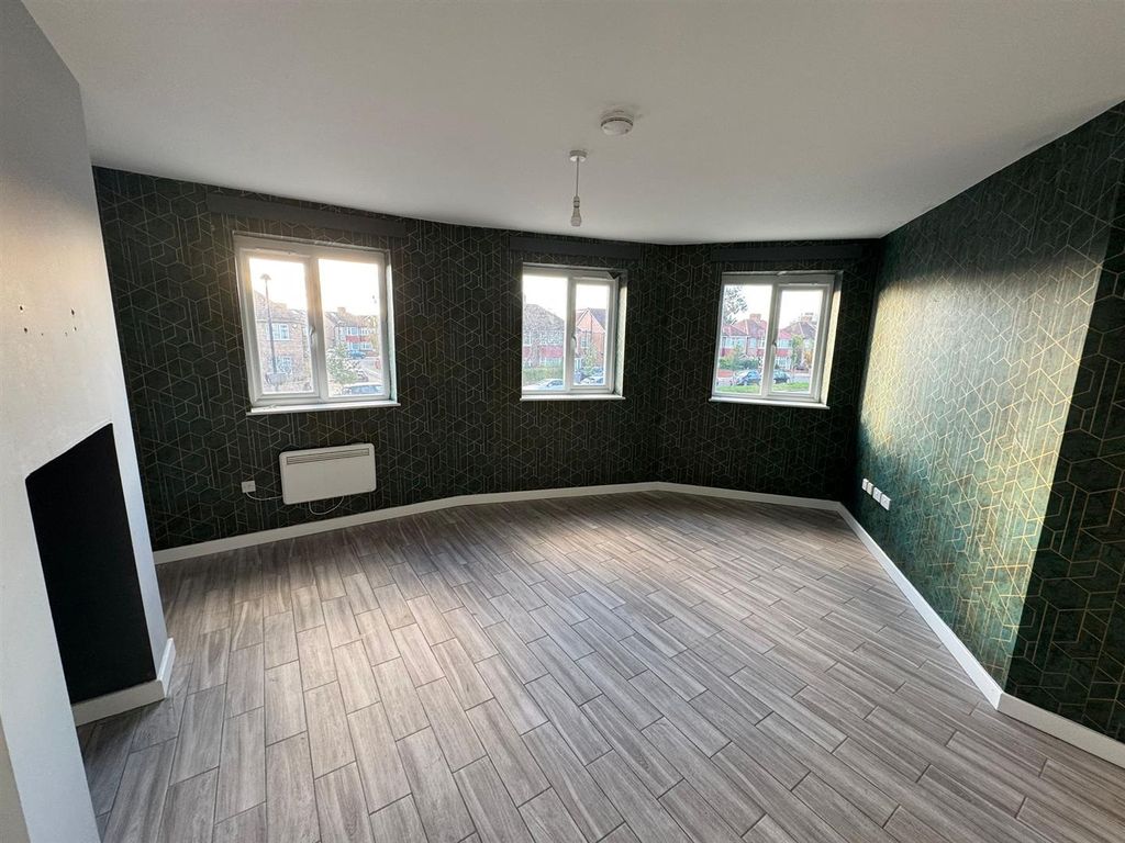 Property photo 2 of 10 Img-20251118-Wa0028.Jpg