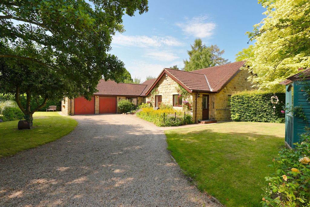 Property photo 1 of 29
