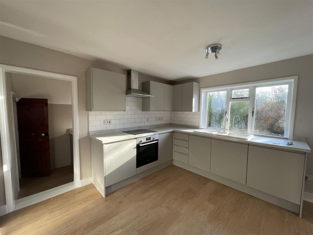 Property photo 2 of 30 Img_0168.Jpg