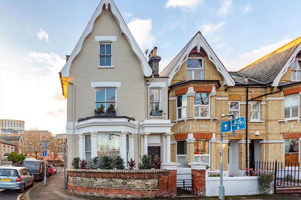 Property photo 1 of 4