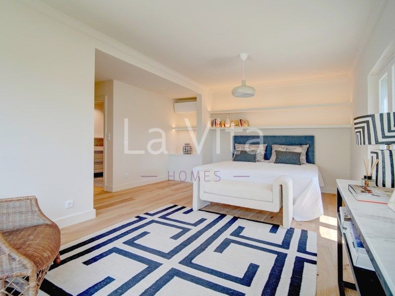 Property photo 2 of 39