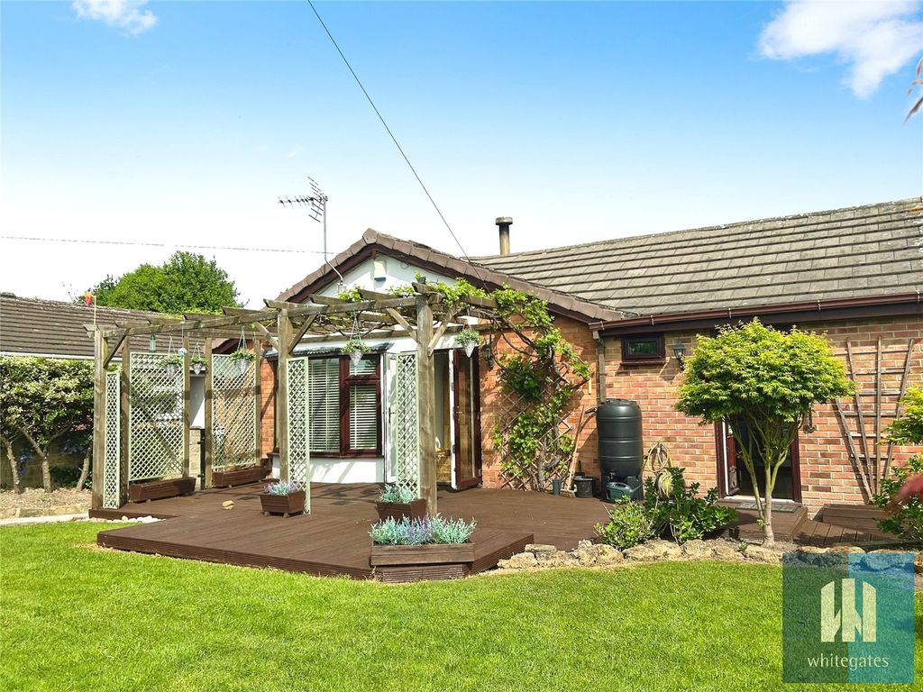 Property photo 2 of 26 Picture No. 41