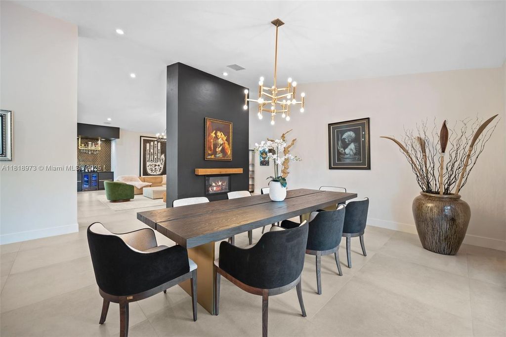 Property photo 3 of 49 <Alttext/>