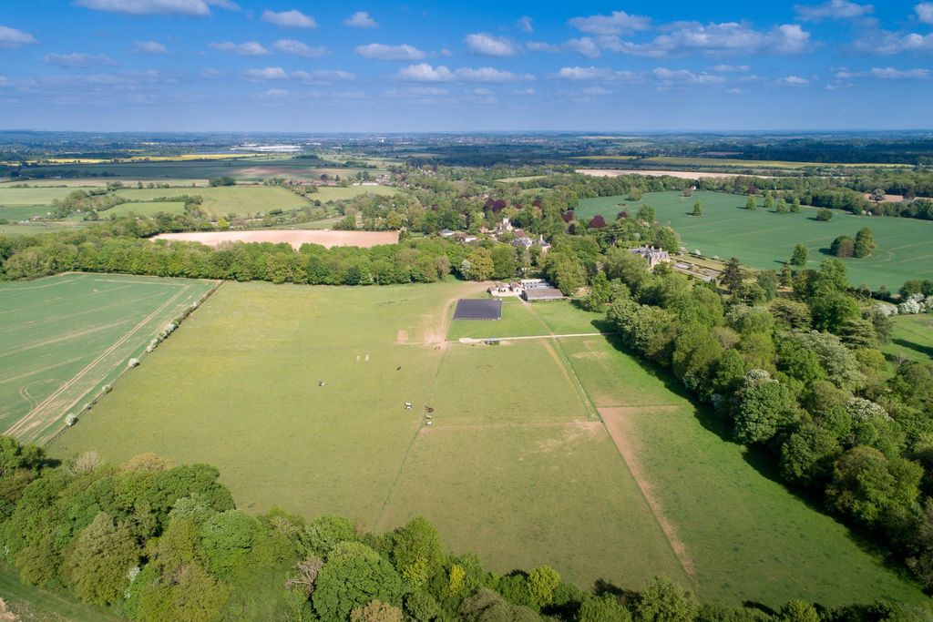 Property photo 2 of 14 Picture No. 03