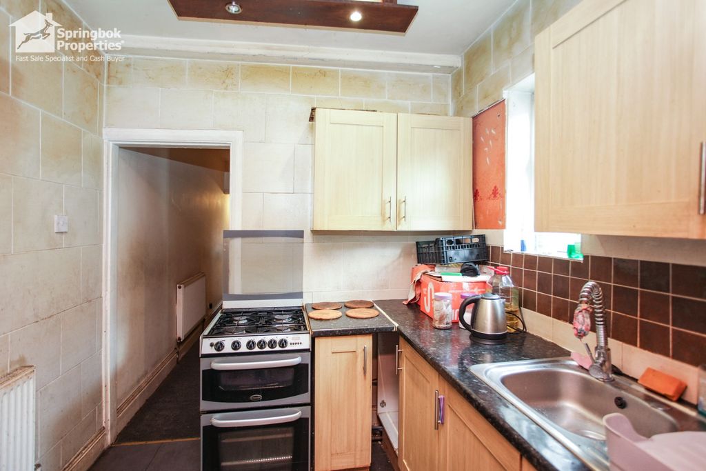 Property photo 3 of 12 Image 2