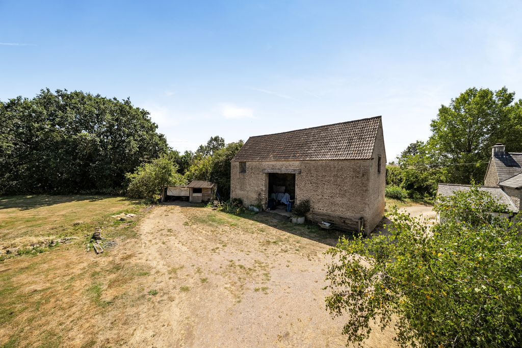 Property photo 3 of 31