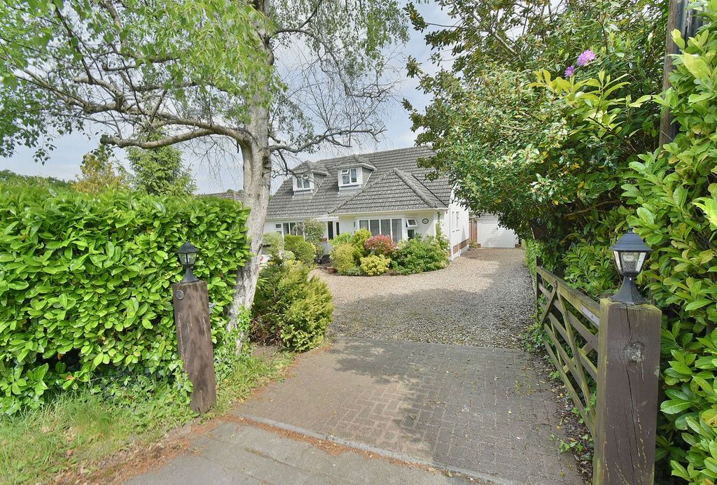 Property photo 3 of 20