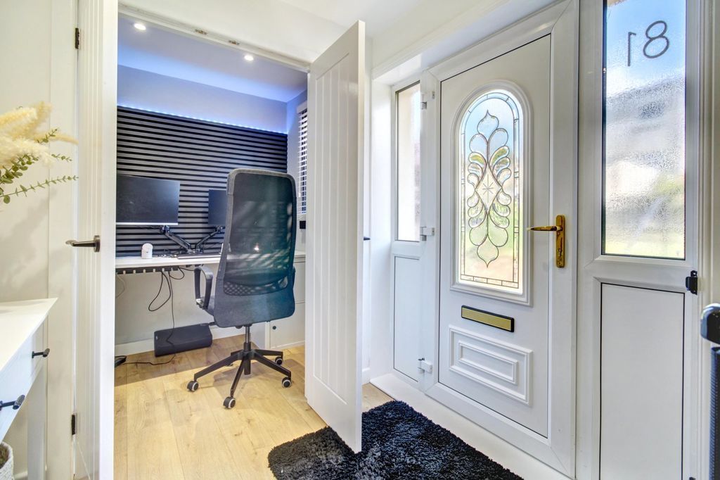 Property photo 2 of 26 Home Office