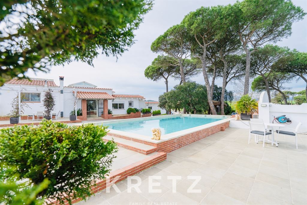 Property photo 1 of 29