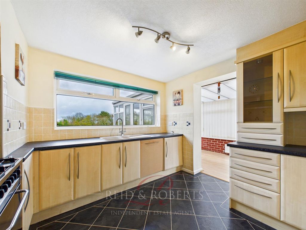 Property photo 2 of 21 Cam05148G0-Pr0104-Still033.Jpg