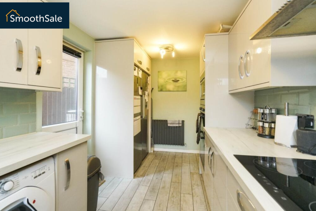 Property photo 2 of 24