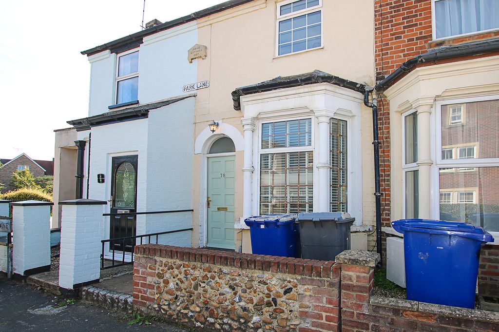 Property photo 1 of 11