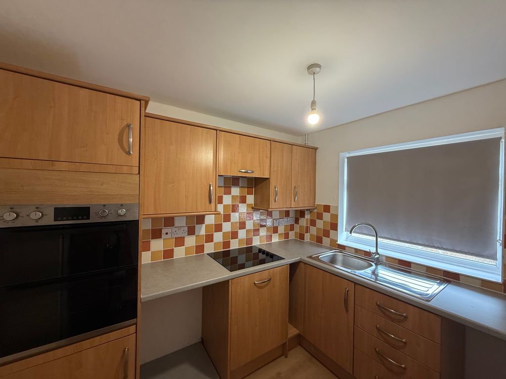 Property photo 2 of 11 View