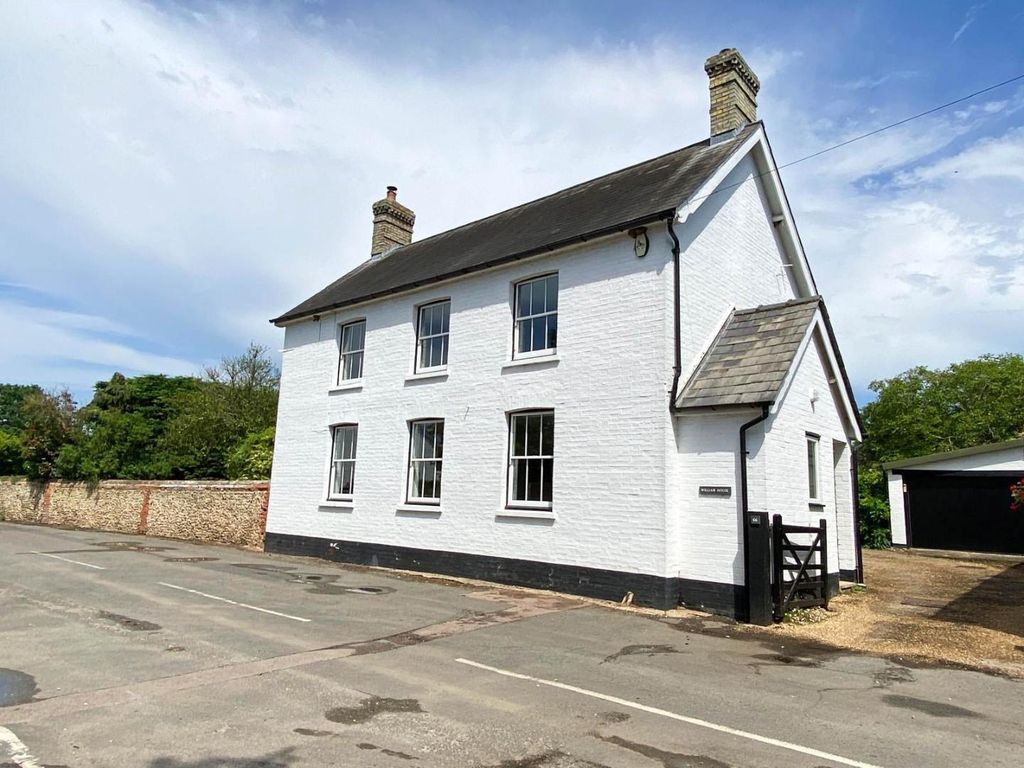 Property photo 1 of 33 cc6Da8d5-493B-4B3F-Ad2d-B75435ccc8A4.Jpg