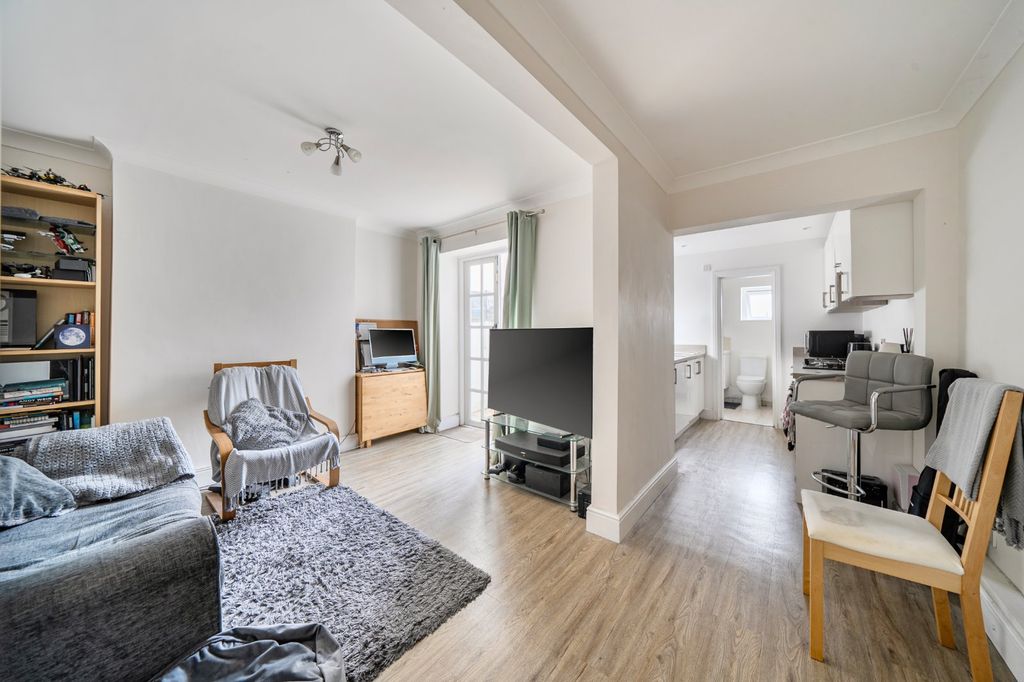 Property photo 2 of 9 Picture No. 09