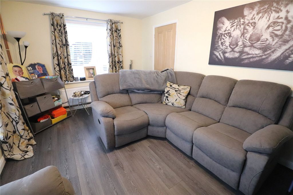 Property photo 2 of 16 Picture No. 06