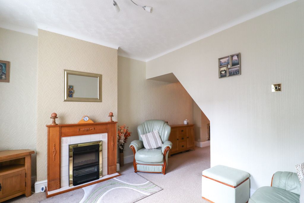 Property photo 2 of 21 4486084