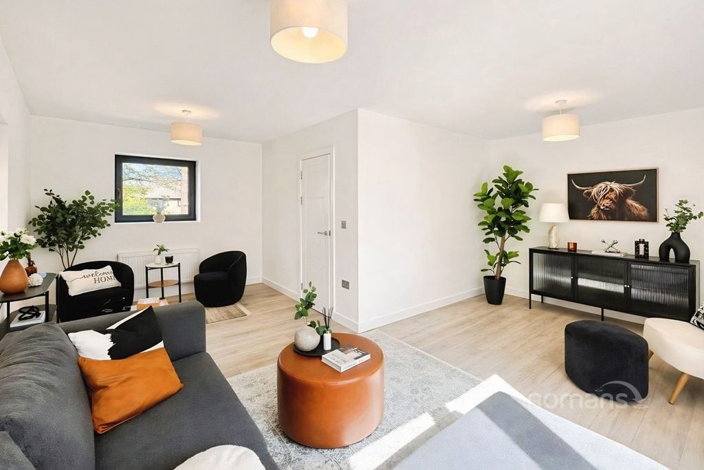 Property photo 2 of 18 Pbox-Img.Jpeg