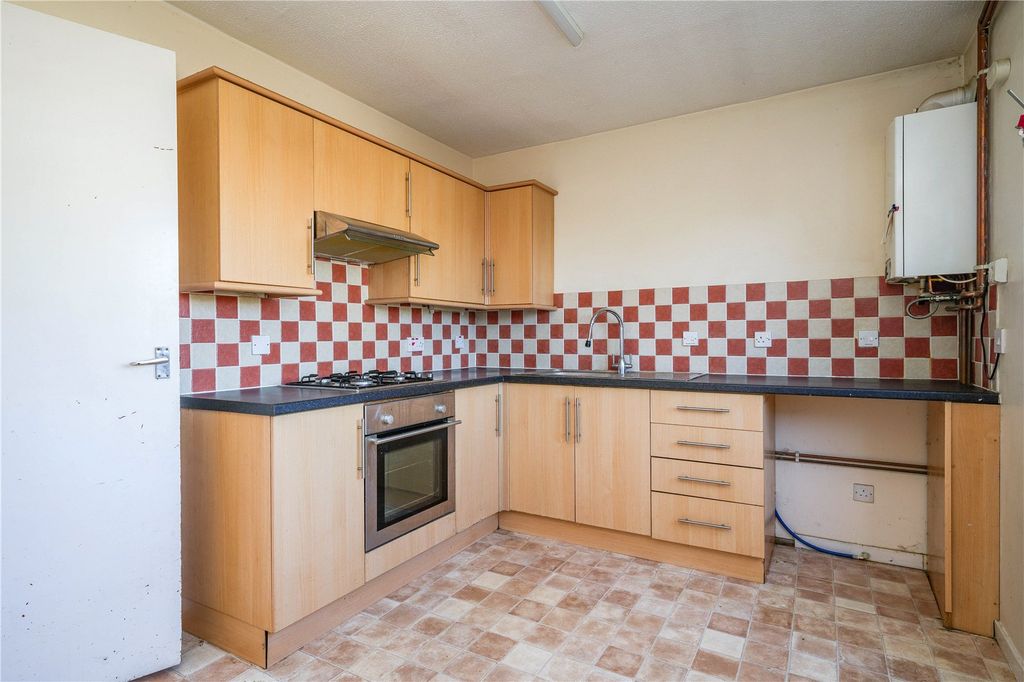 Property photo 3 of 10 Picture No. 04