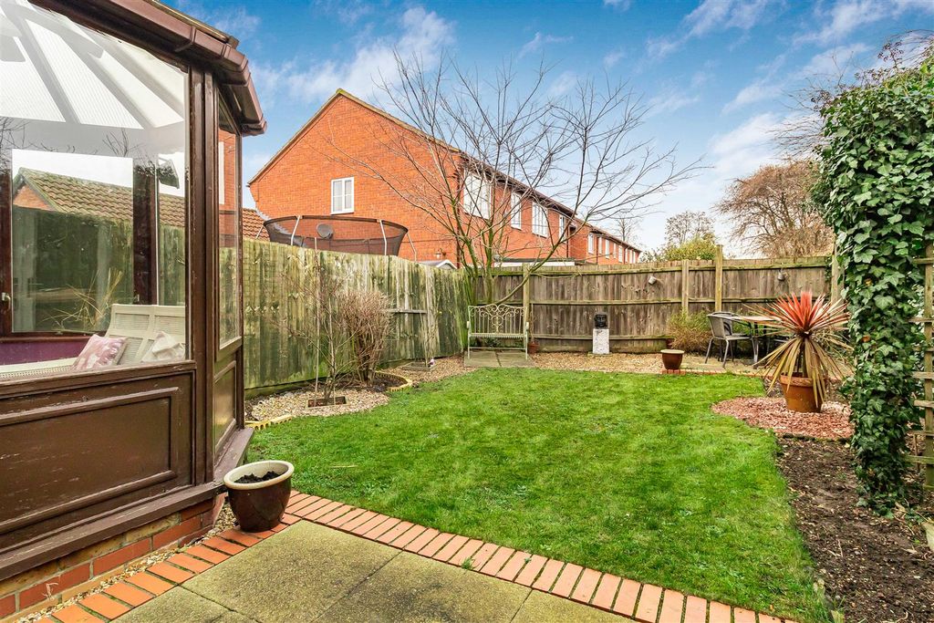 Property photo 3 of 18 20_72516.Jpg