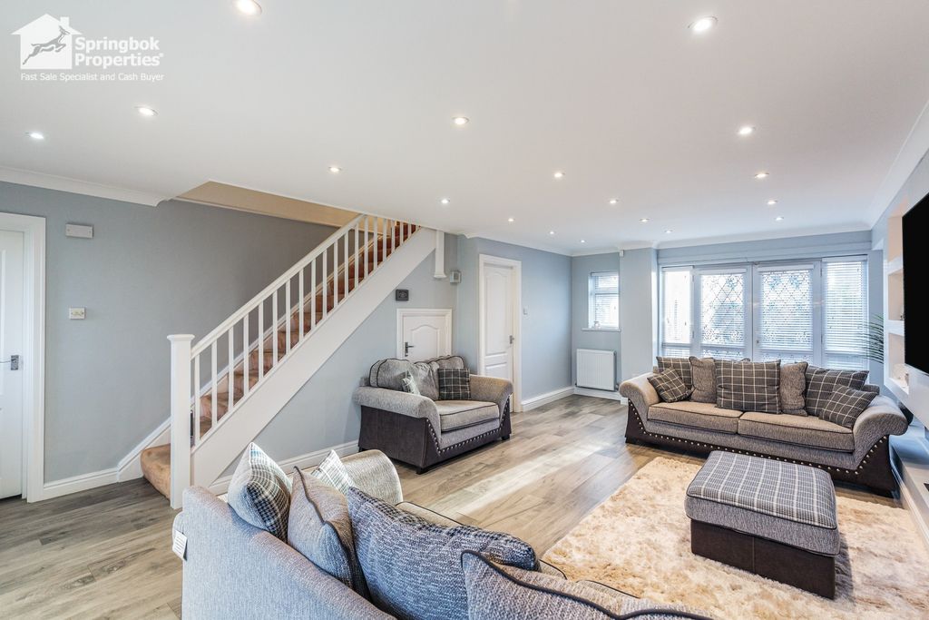 Property photo 3 of 16 Image 3