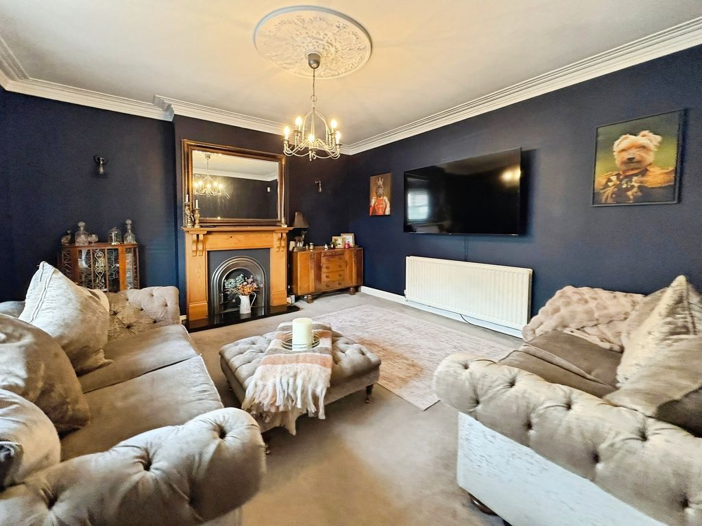 Property photo 2 of 13 Photo 9