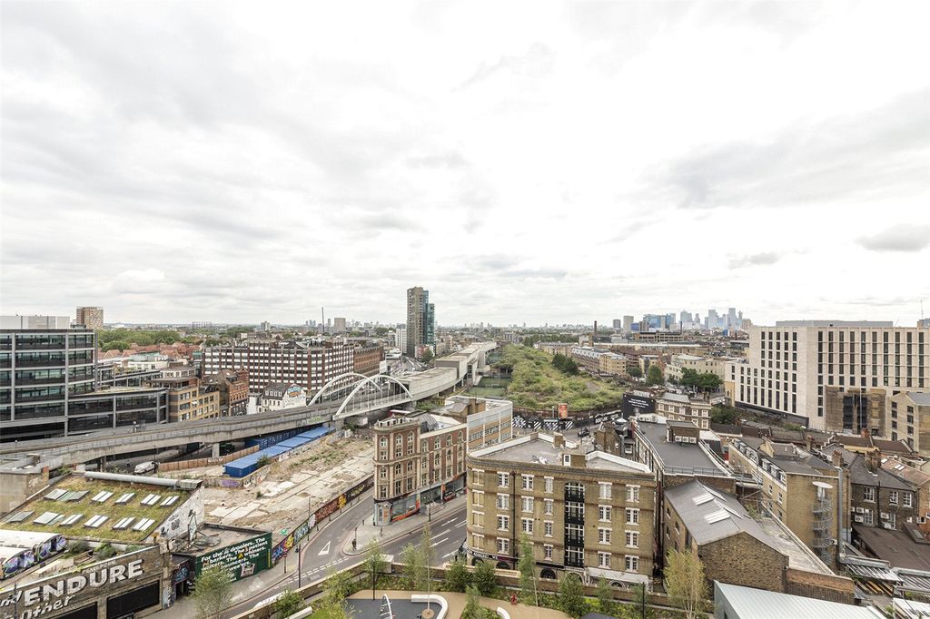 Property photo 2 of 10 Picture No. 06